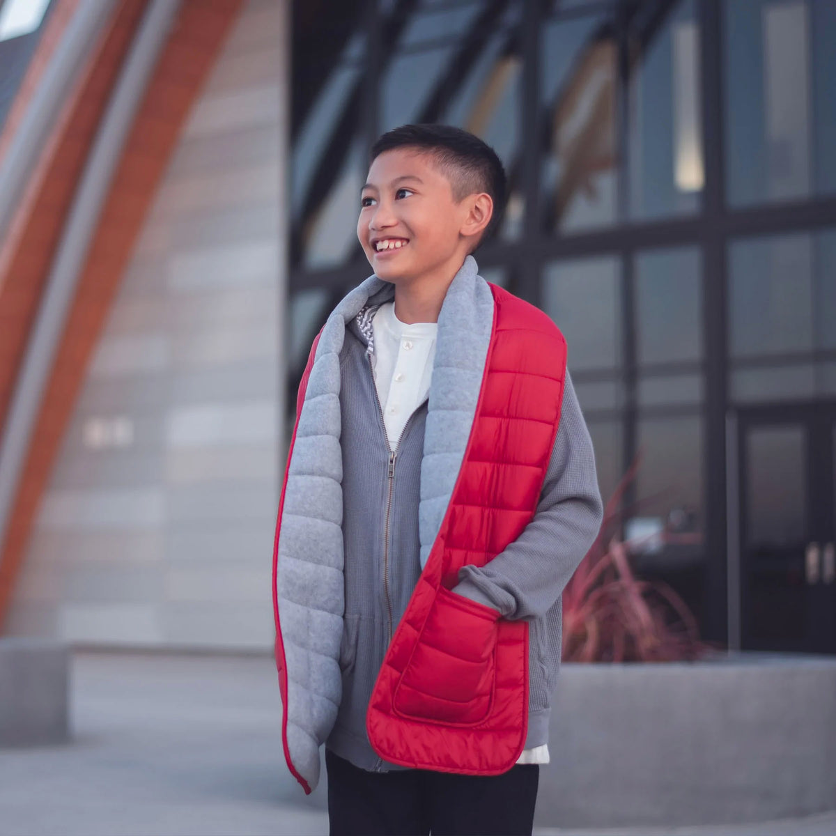 Child Using Puffer Original Puffer Hug (Kids Size Unisex)
